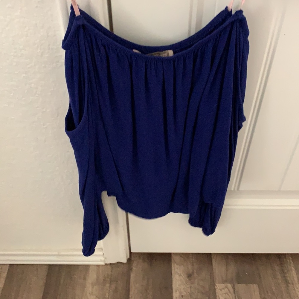 Off The Shoulder Crop Top - Picture 2 of 2